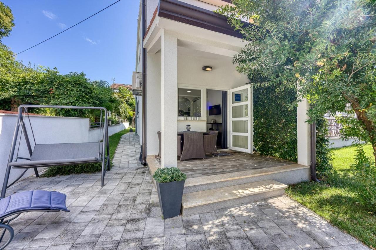 Apartments Claudio Пореч Экстерьер фото