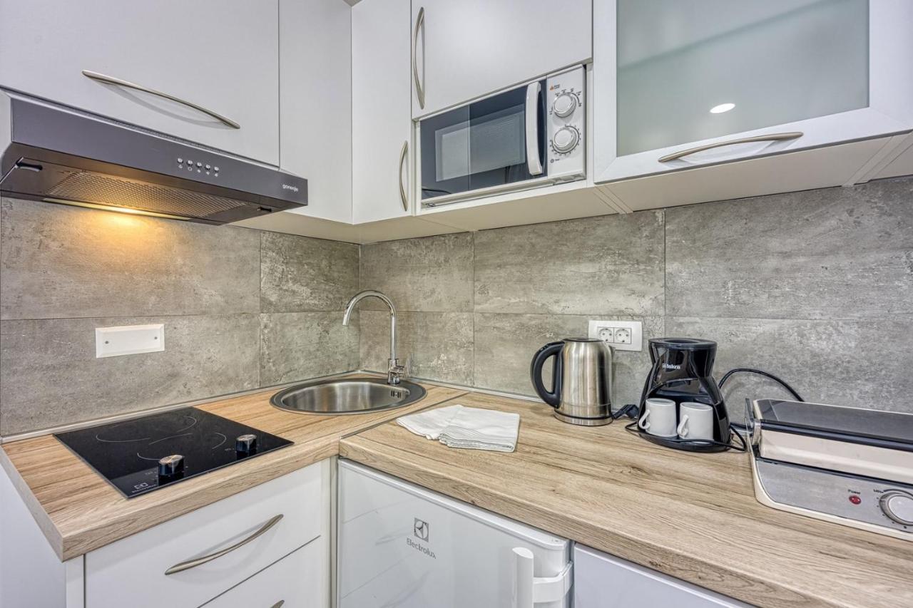Apartments Claudio Пореч Экстерьер фото